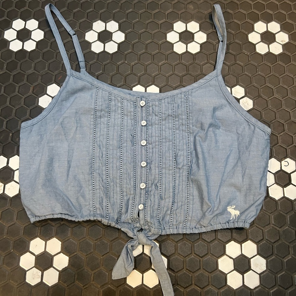 Abercrombie & Fitch Size Medium  Blue Denim Chambray Crop Top Tie Front Eyelet